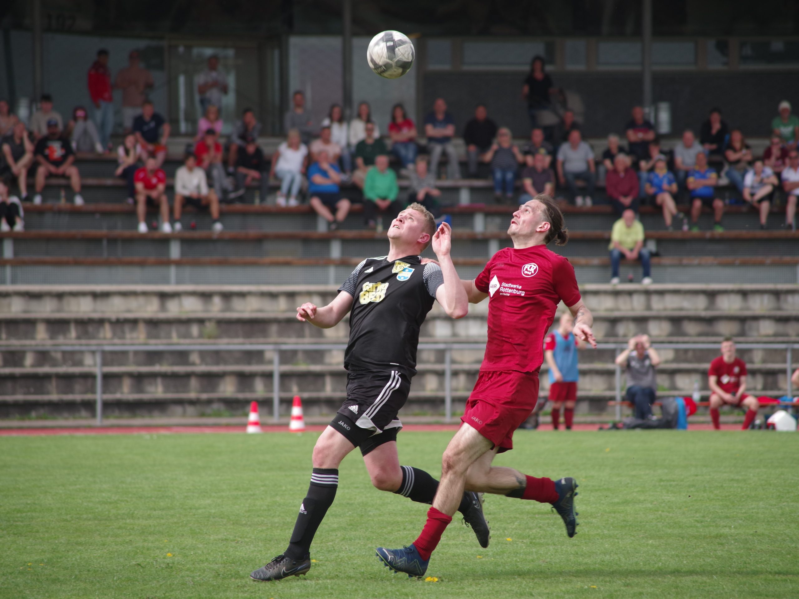 Spielbericht Kreisliga A3 – 23. Spieltag: Wildes 4:4-Spektakel beim Gastspiel in Rottenburg